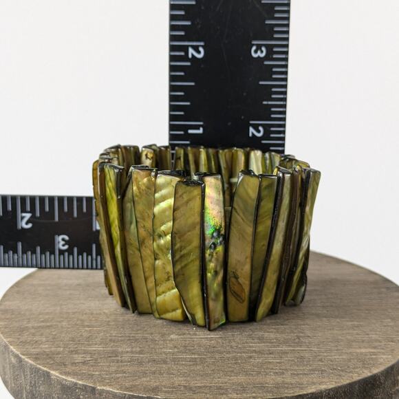 Vintage Abalone Shell Stretch Cuff Bracelet Green Pearlescent Iridsecent Natural - Picture 8 of 8
